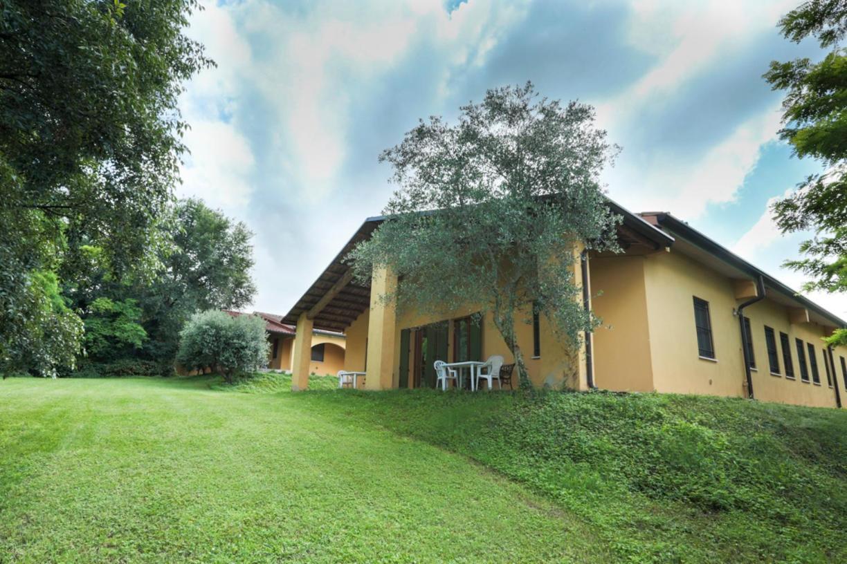 Agriturismo Case In Collina Volta Mantovana Exterior foto